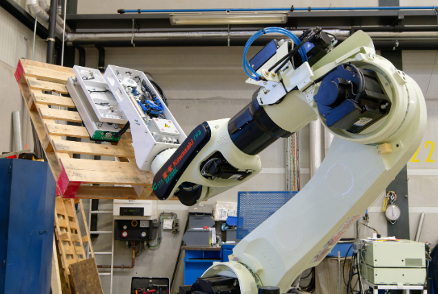 Robot voor transport pallets, kartonnage productielijn