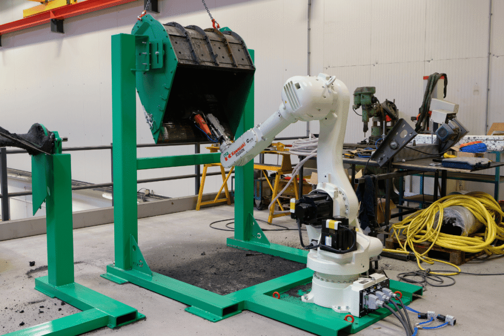 Test van robot in eigen productie FAT in hattemerbroek