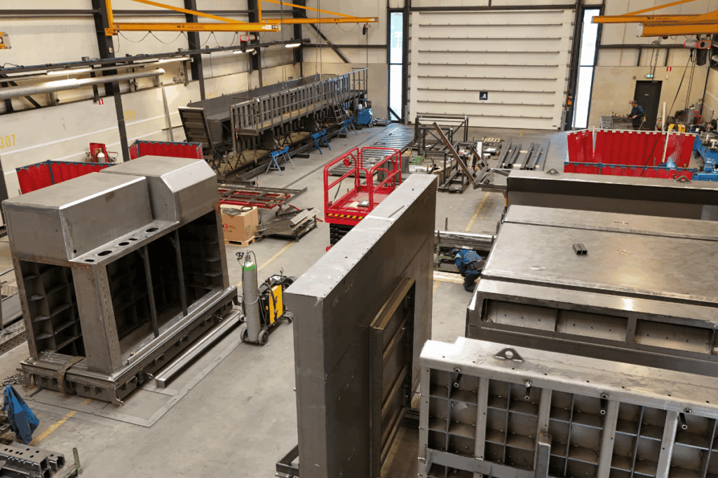 Consmema - Stalen mallenbouw en machineframes